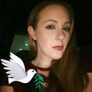 Meet your Posher, Caitlin